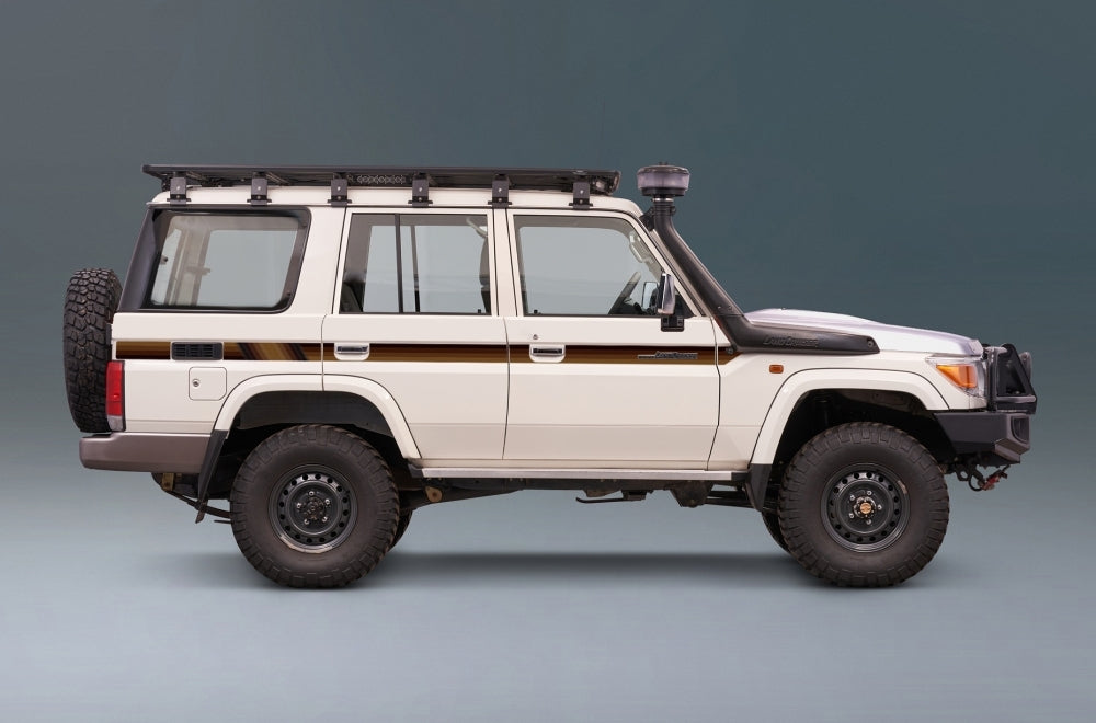 COOMA BODY DECAL KIT : J76-SERIES TOYOTA LAND CRUISER (WAGON)