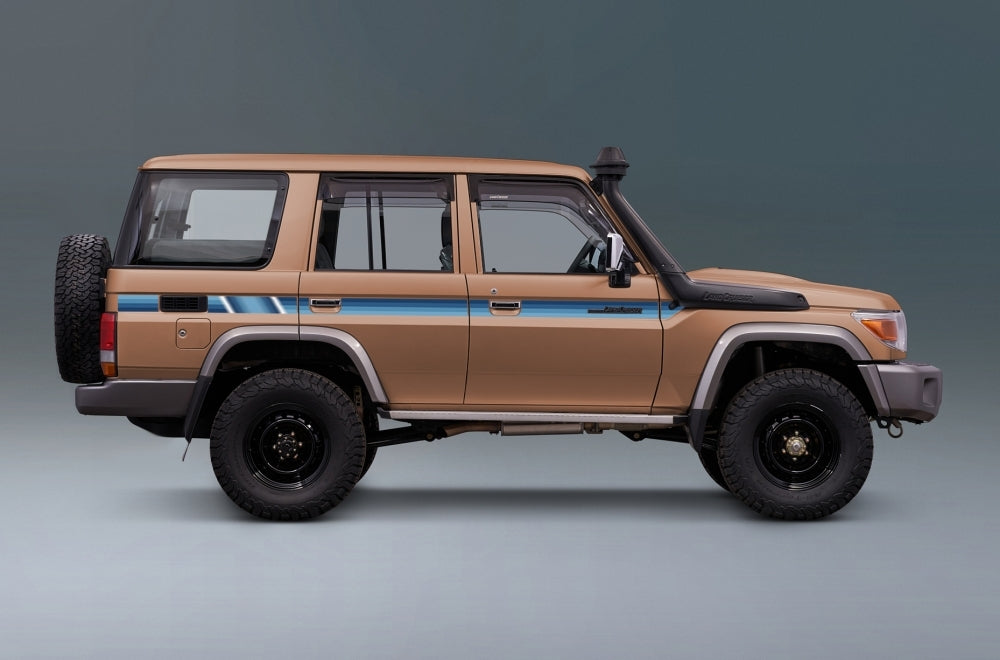 COOMA BODY DECAL KIT : J76-SERIES TOYOTA LAND CRUISER (WAGON)