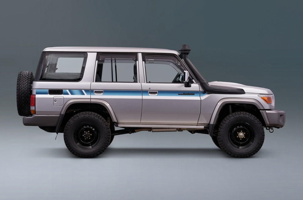 COOMA BODY DECAL KIT : J76-SERIES TOYOTA LAND CRUISER (WAGON)