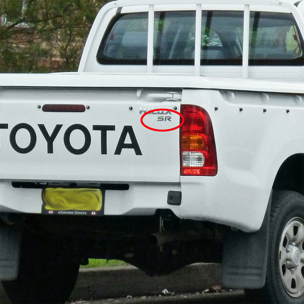 PREMIUM METALLIC CHROME EFFECT HALFTONE SR DECAL : TOYOTA HILUX
