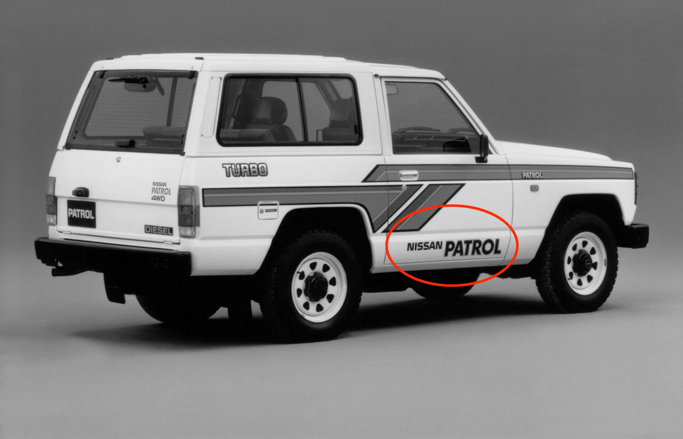 NISSAN PATROL SIDE DECAL SET : MQ/MK/160 NISSAN PATROL