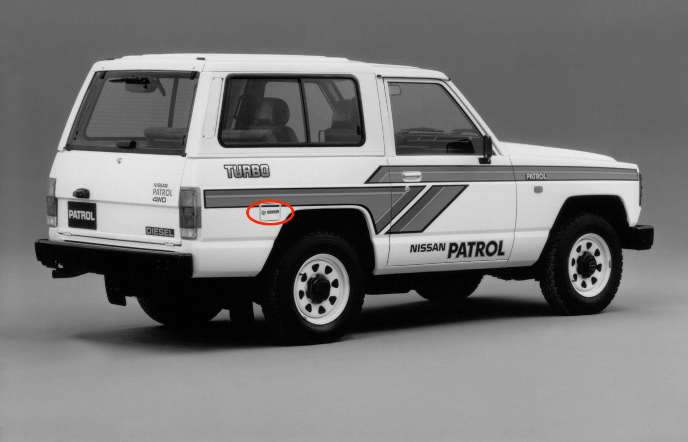 DIESEL FUEL FILLER DOOR DECAL : MQ/MK/160 NISSAN PATROL