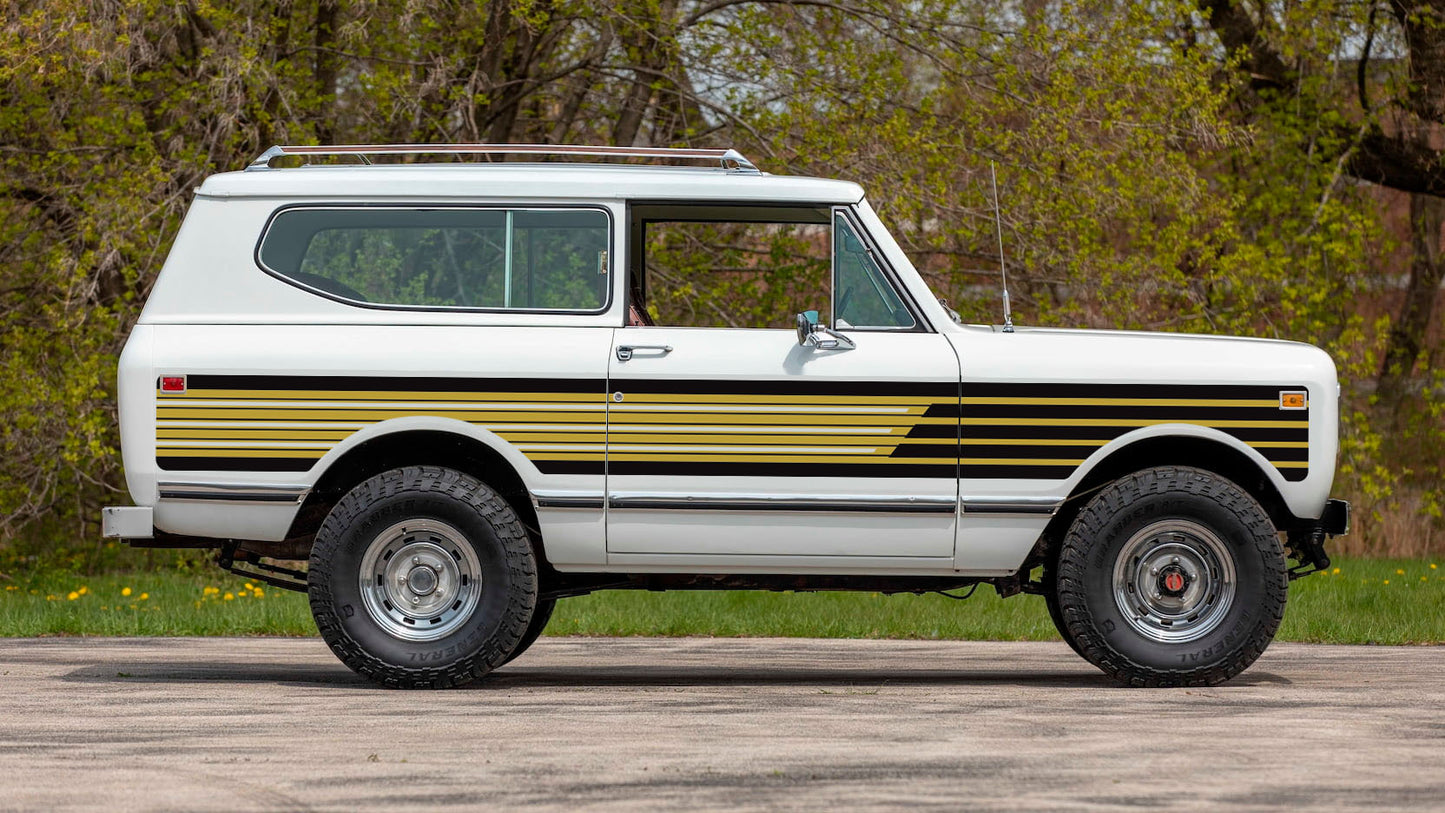 SHADOW INSPIRED BODY DECAL KIT : INTERNATIONAL SCOUT II / TRAVELER / TERRA