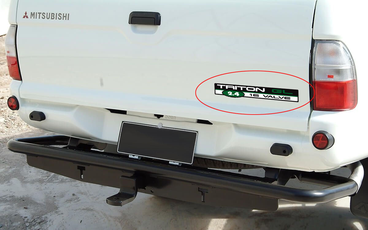 DOOR & TAILGATE DECAL : TRITON GL 2.4 16 VALVE (GREEN) (1996-2006 MK MITSUBISHI TRITON)