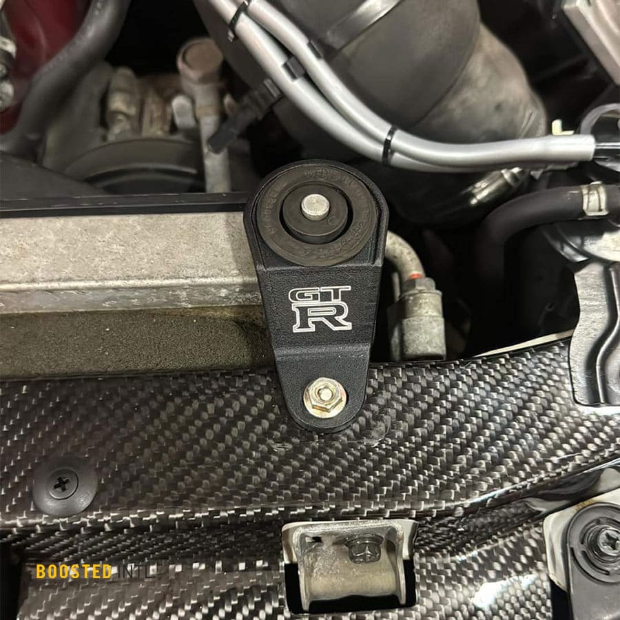 NISSAN R32/R33/R34 RADIATOR MOUNTS