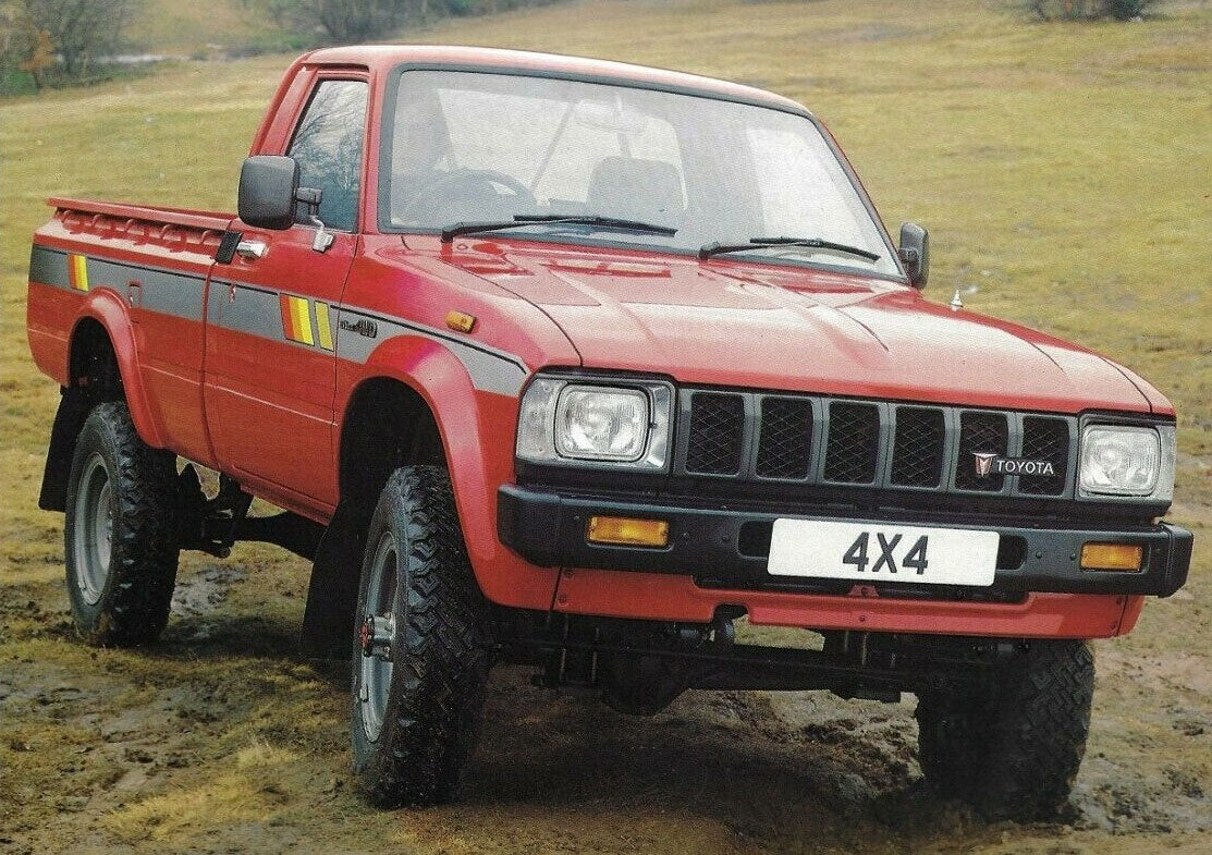 OKINAWA BODY DECAL KIT : TOYOTA HILUX (1978-1983)