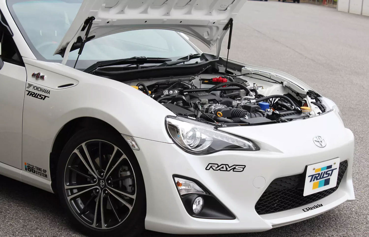 GREDDY HOOD SUPPORT LIFT DAMPER SET : TOYOTA GR86 / 2022+ SUBARU BRZ (ZN8/ZD8)