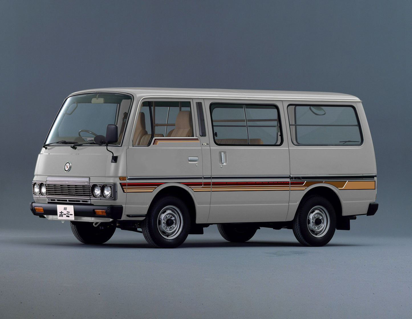 SYDENHAM BODY DECAL KIT : NISSAN URVAN (E23)