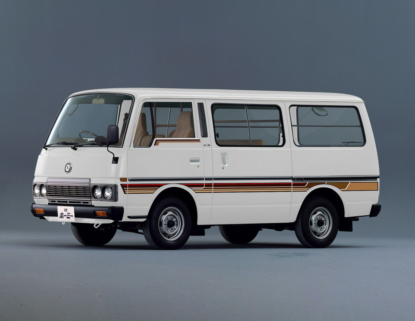 SYDENHAM BODY DECAL KIT : NISSAN URVAN (E23)