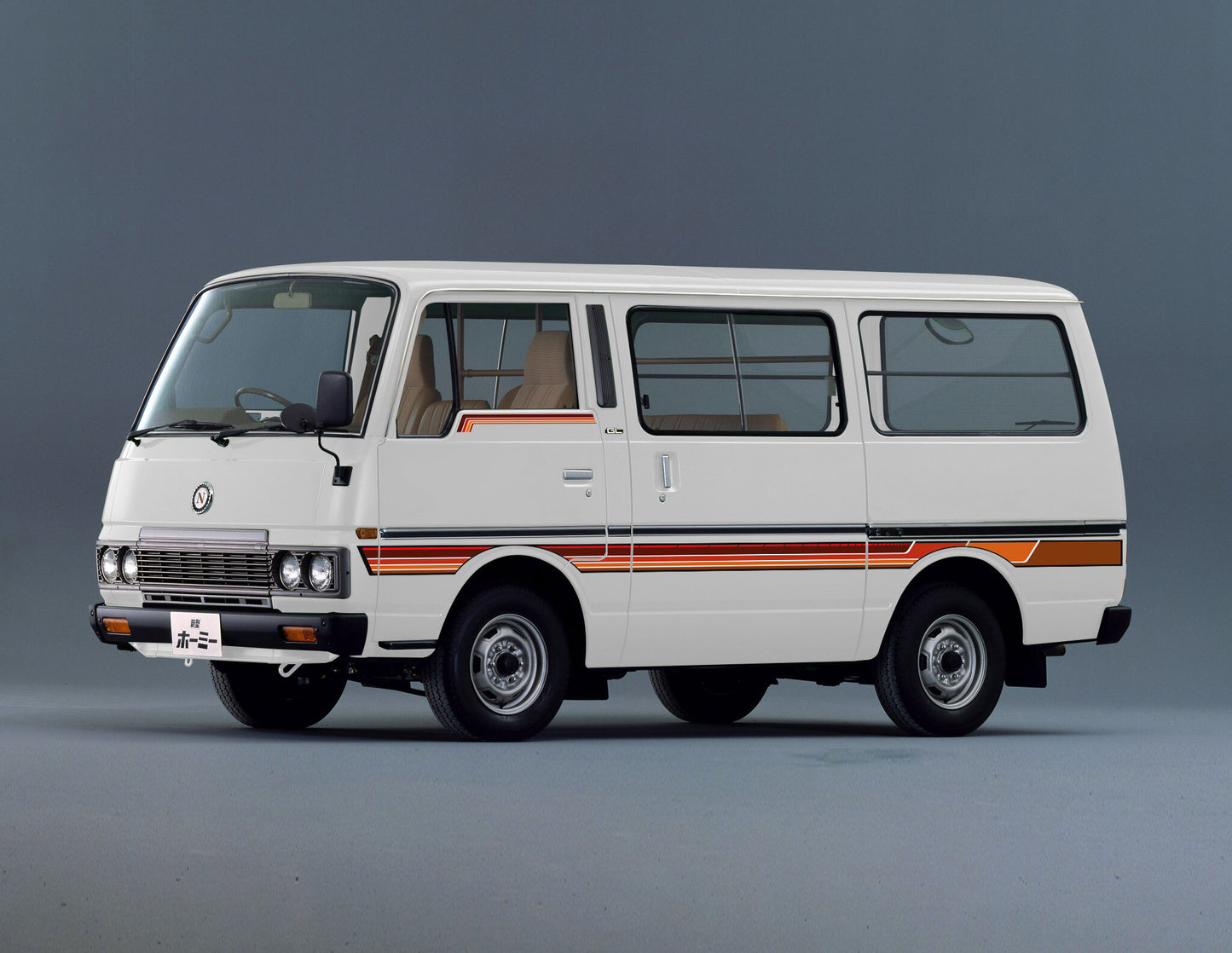 SYDENHAM BODY DECAL KIT : NISSAN URVAN (E23)