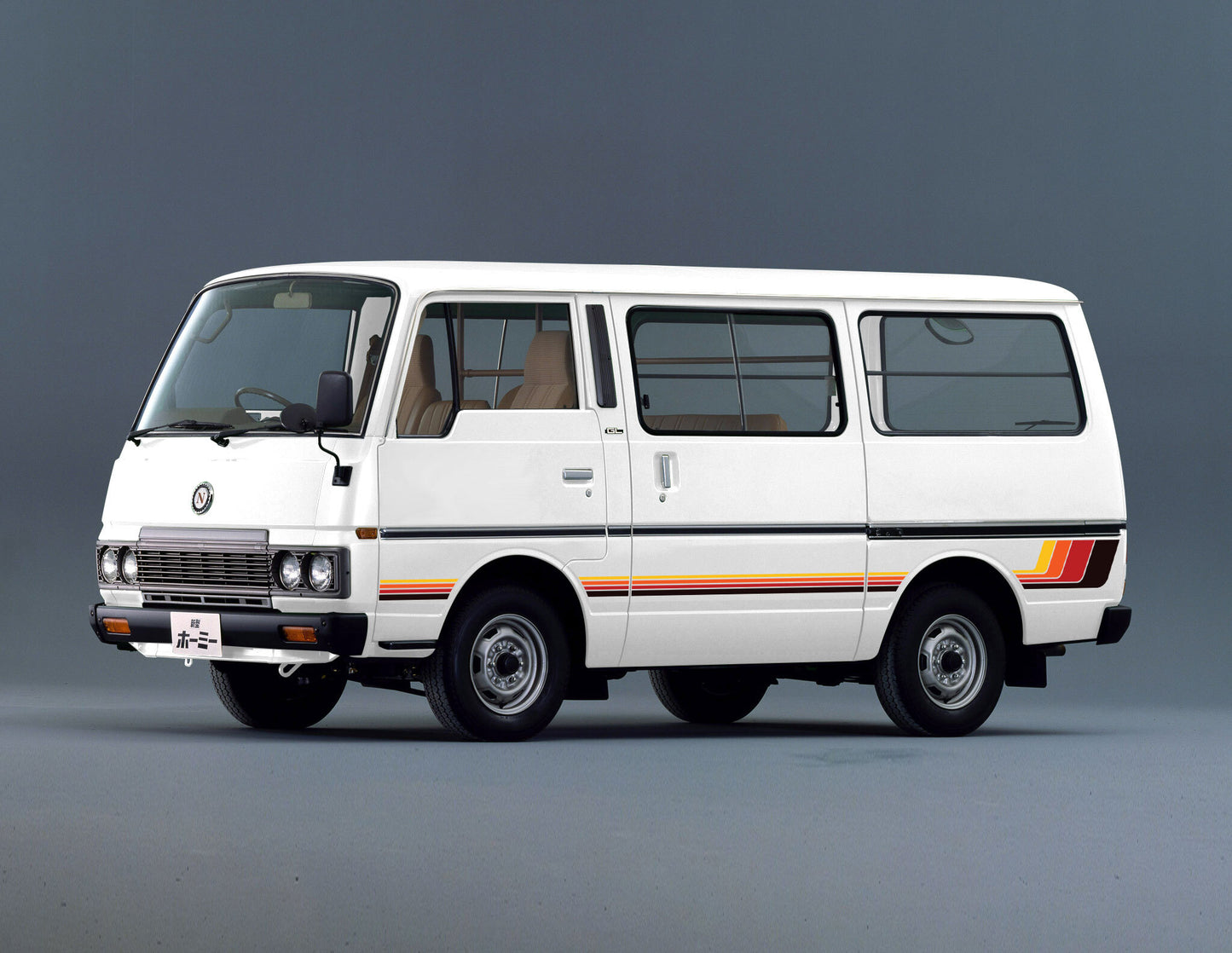 SEATTLE BODY DECAL KIT : NISSAN URVAN (E23)