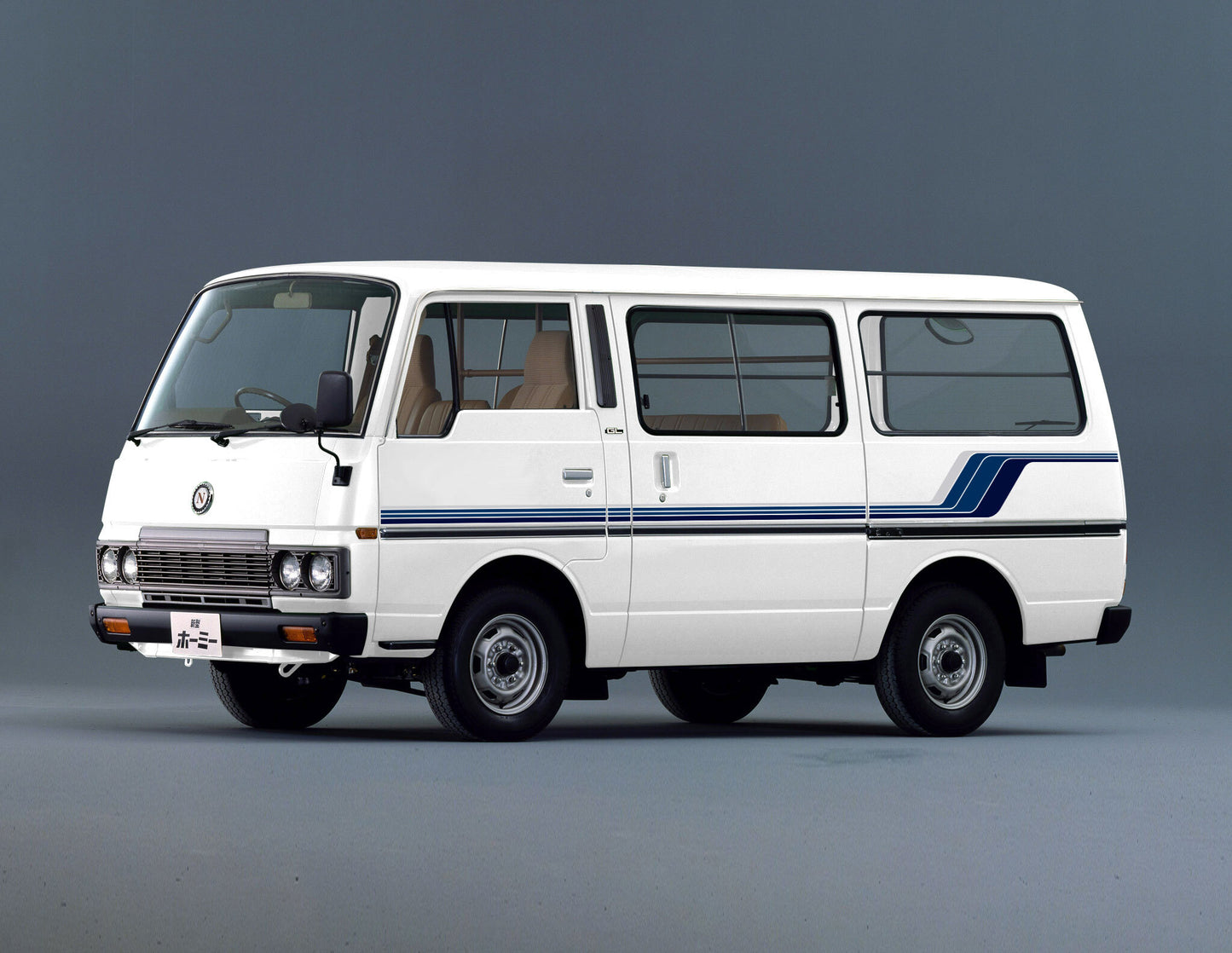 JAMESTOWN BODY DECAL KIT : NISSAN URVAN (E23)
