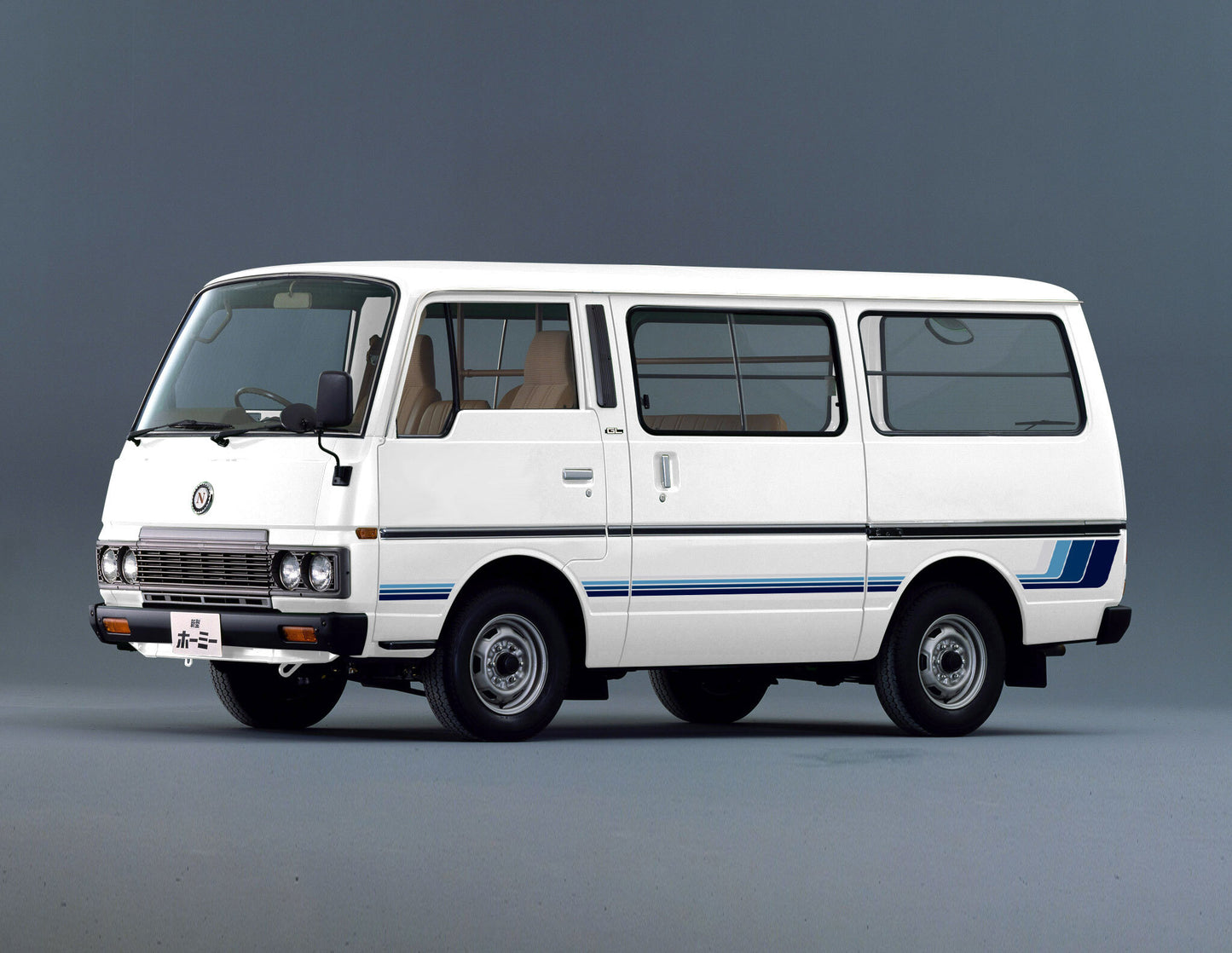 SEATTLE BODY DECAL KIT : NISSAN URVAN (E23)