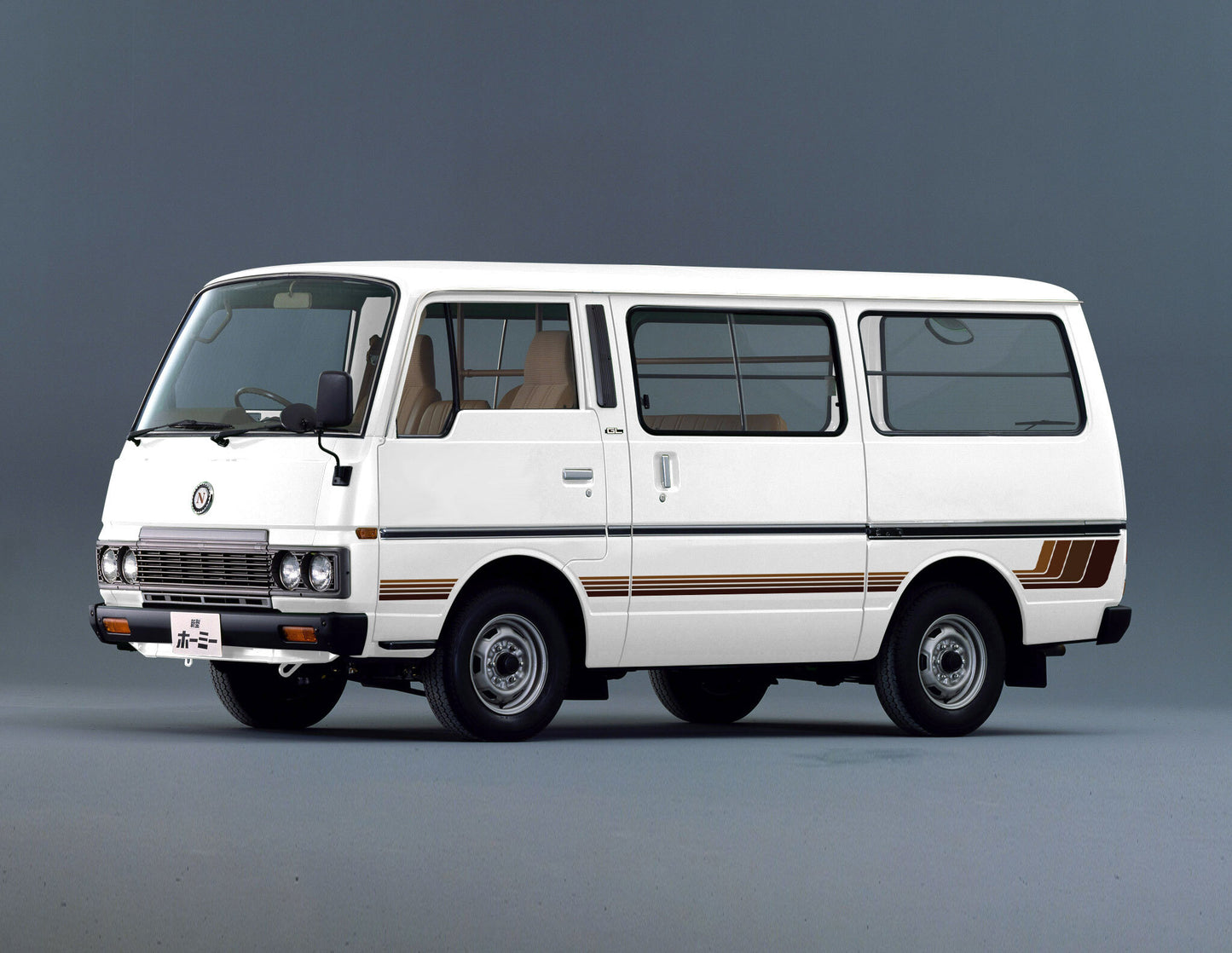 SEATTLE BODY DECAL KIT : NISSAN URVAN (E23)