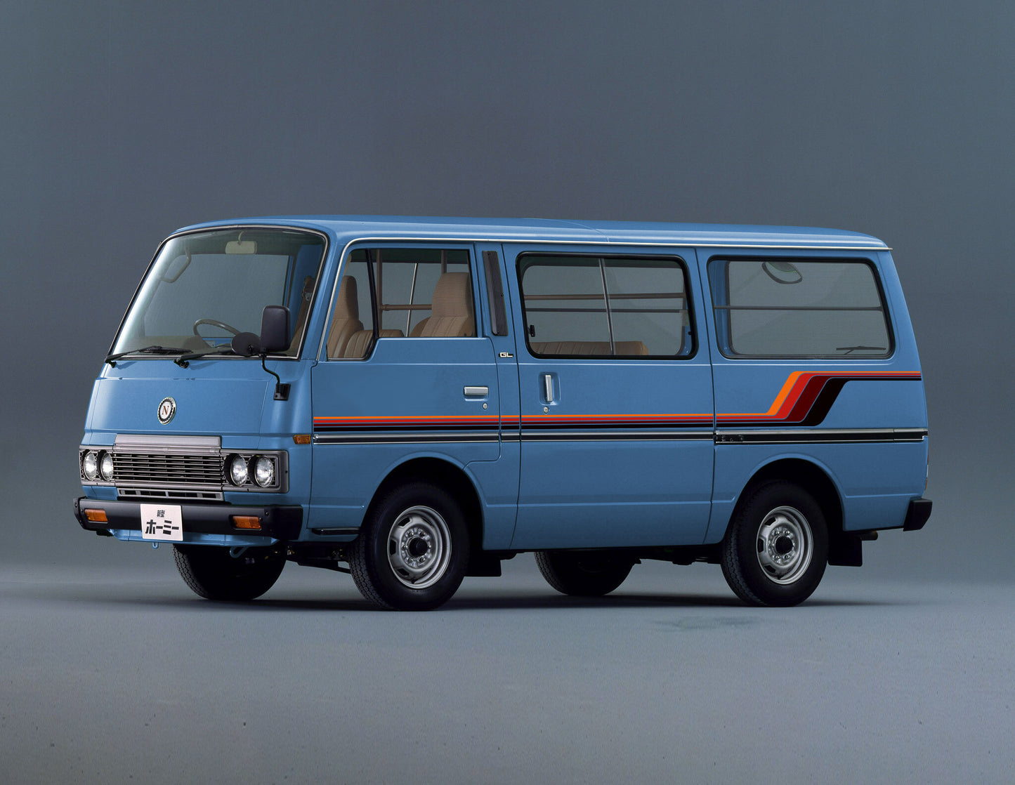 JAMESTOWN BODY DECAL KIT : NISSAN URVAN (E23)