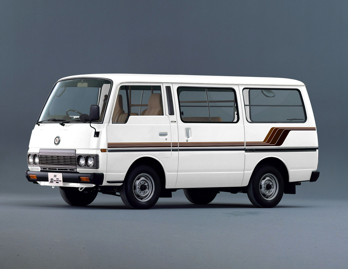 JAMESTOWN BODY DECAL KIT : NISSAN URVAN (E23)