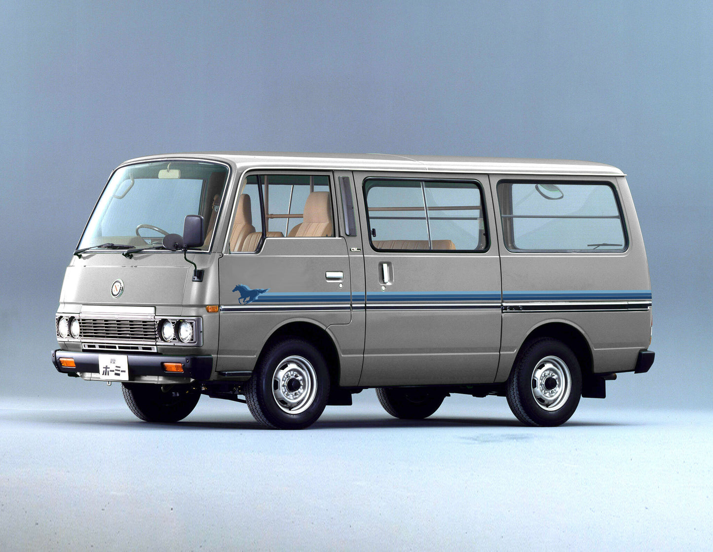 KINGSTON BODY DECAL KIT : NISSAN URVAN (E23)