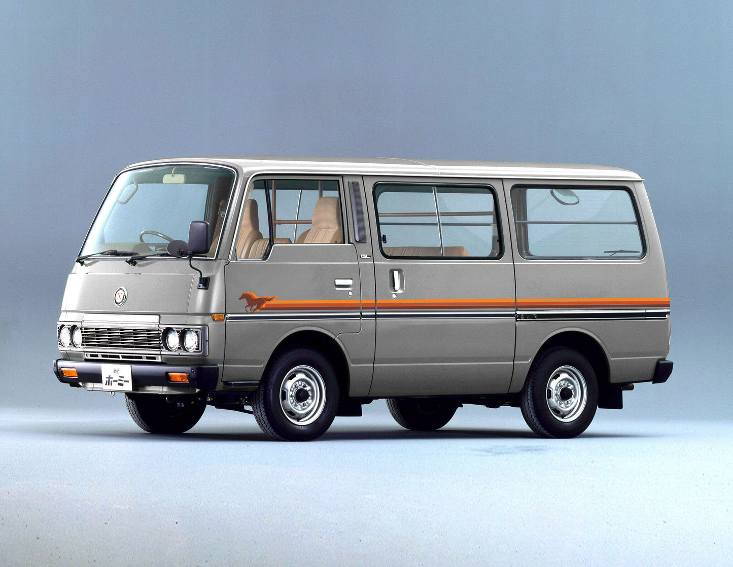 KINGSTON BODY DECAL KIT : NISSAN URVAN (E23)