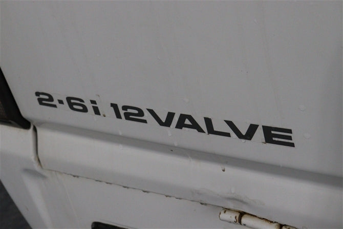REPRODUCTION 2.6i 12-VALVE TAILGATE DECAL : FORD COURIER (1996-1999)