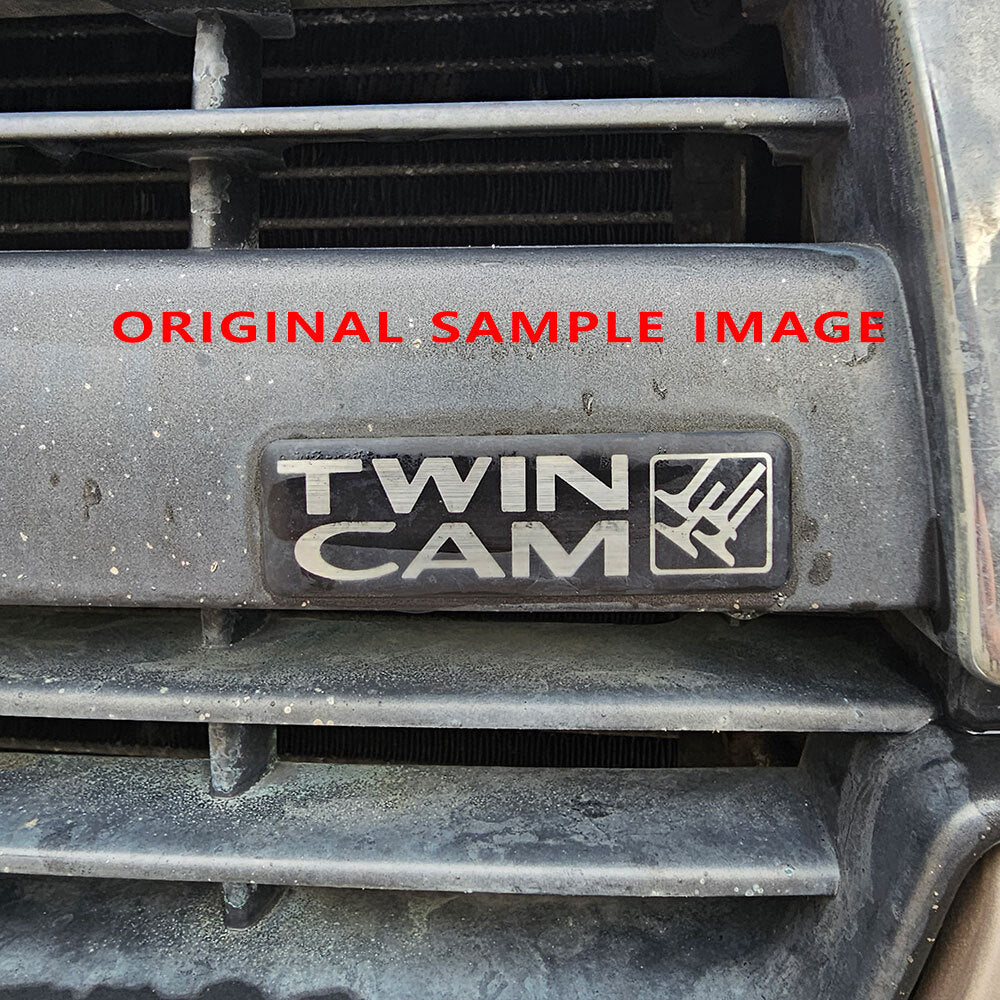 TWIN CAM RESIN-COATED GRILLE EMBLEM : 80-SERIES TOYOTA LAND CRUISER