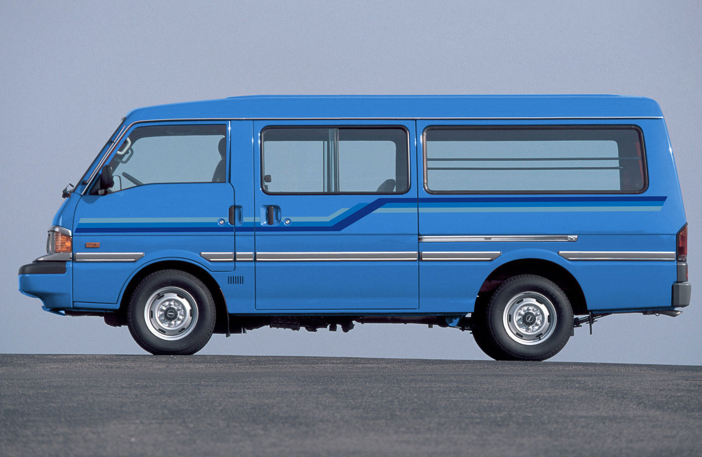 MARYBOROUGH BODY DECAL KIT : MAZDA E-SERIES (1983-1999)