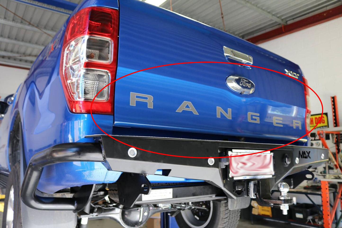 TAILGATE DECAL : FORD RANGER PX1/PX2 WILDTRAK XLT (SILVER/WHITE)
