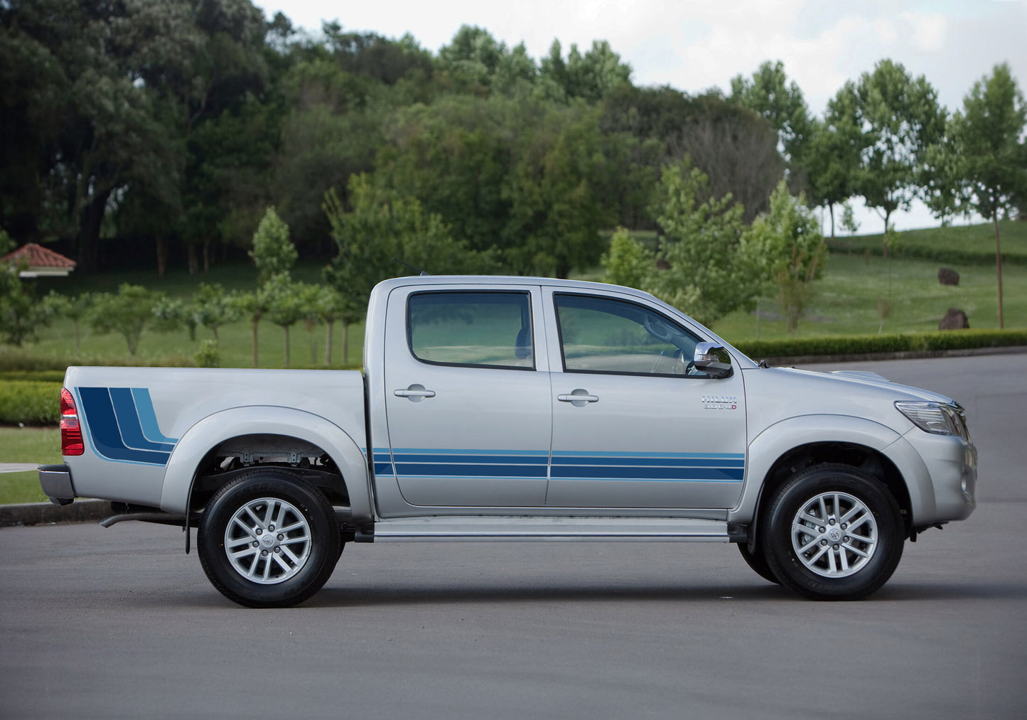 RENMARK BODY DECAL KIT : GEN-7 TOYOTA HILUX (2004-2015)