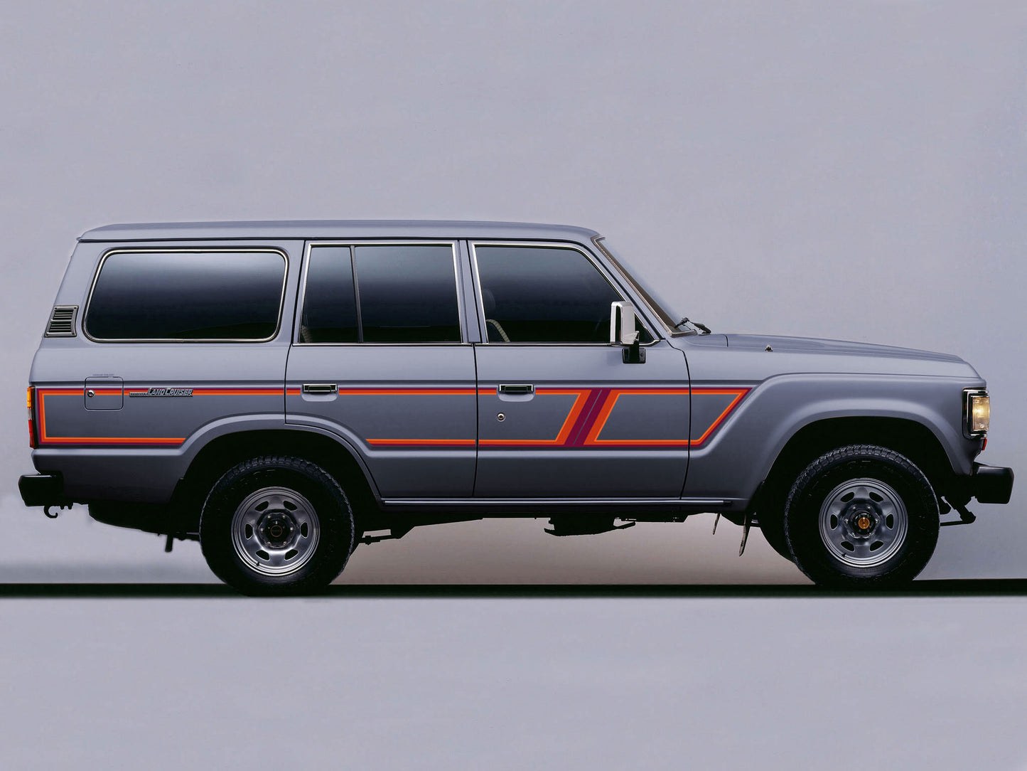 GUNDAGAI BODY DECAL KIT : TOYOTA LAND CRUISER 60-SERIES
