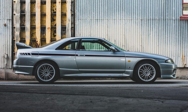 NISMO INSPIRED 400R BODY DECAL KIT : NISSAN SKYLINE R33