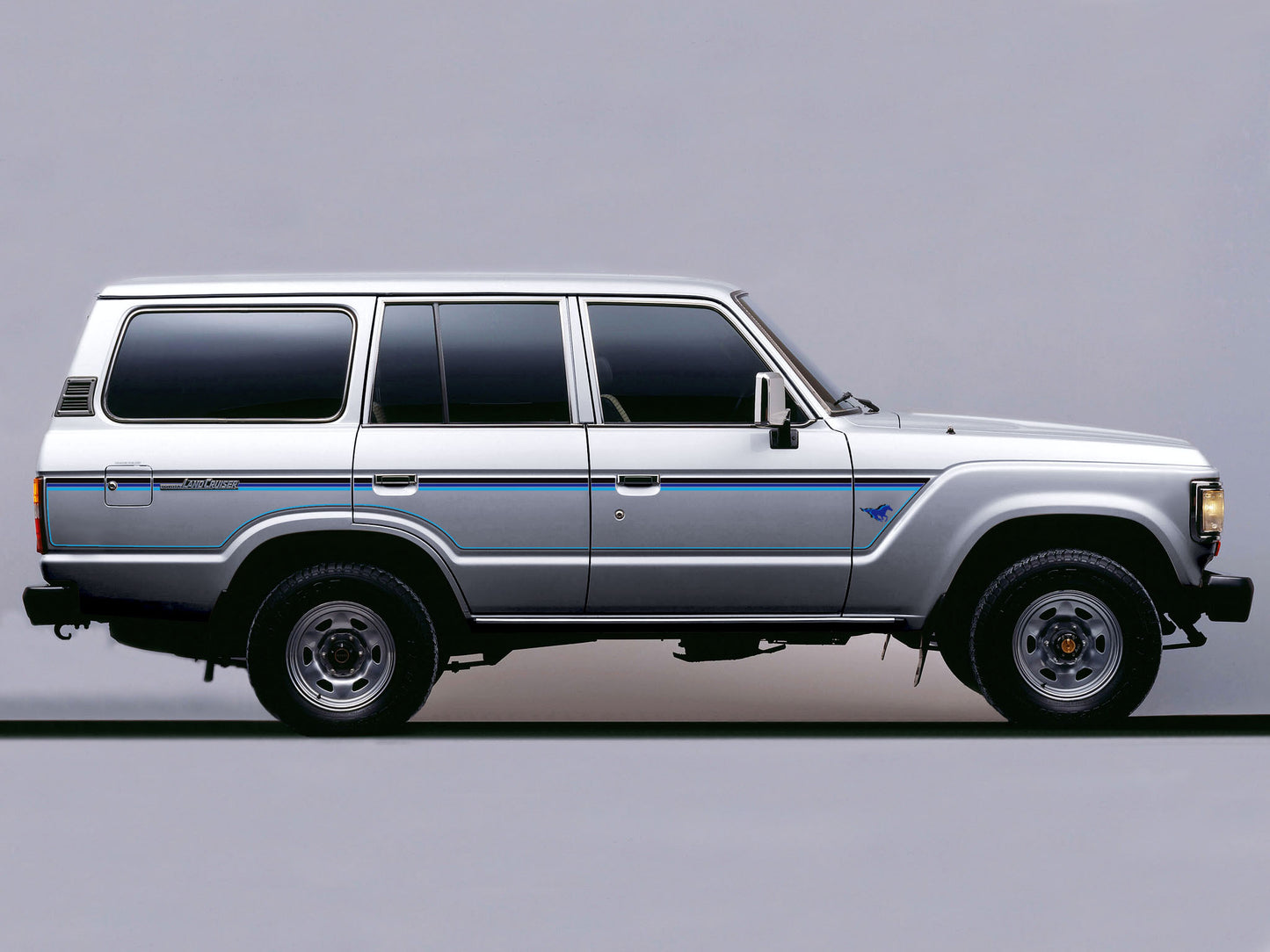 BIRDSVILLE BODY DECAL KIT : TOYOTA LAND CRUISER J60