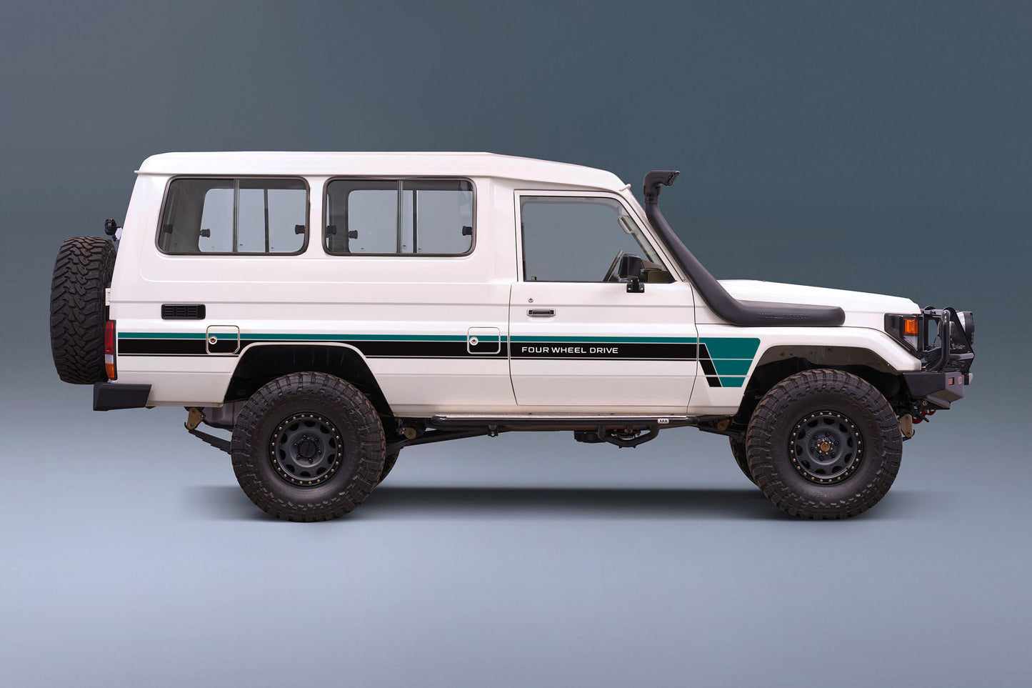 TOOWOOMBA BODY DECAL  KIT : J75-SERIES TOYOTA LAND CRUISER (TROOP CARRIER)