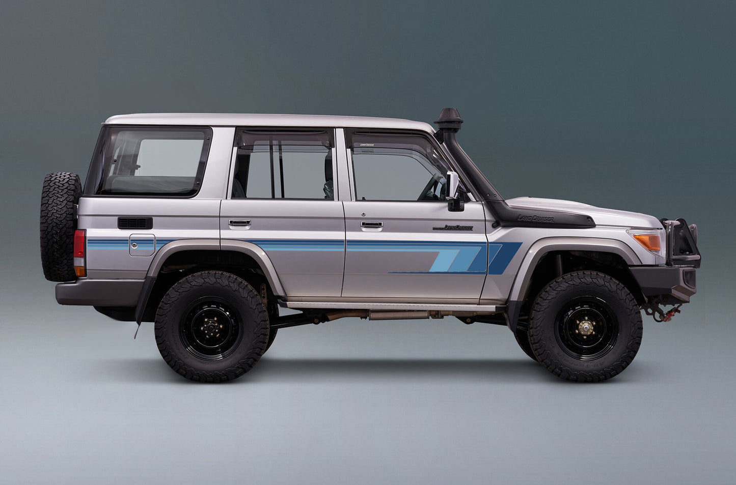 BROOME BODY DECAL  KIT : J76-SERIES TOYOTA LAND CRUISER (WAGON)
