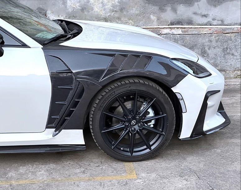 CARBON FIBRE TYPE-2 VENTED FENDER SET : TOYOTA GR86 (ZN8)