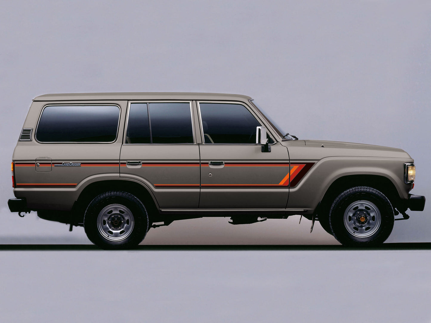 BENDIGO BODY DECAL  KIT : J60-SERIES TOYOTA LAND CRUISER