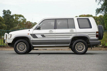 MACARTHUR BODY DECAL KIT : HOLDEN JACKEROO / ISUZU TROOPER / OPEL MONTEREY (GEN-2)