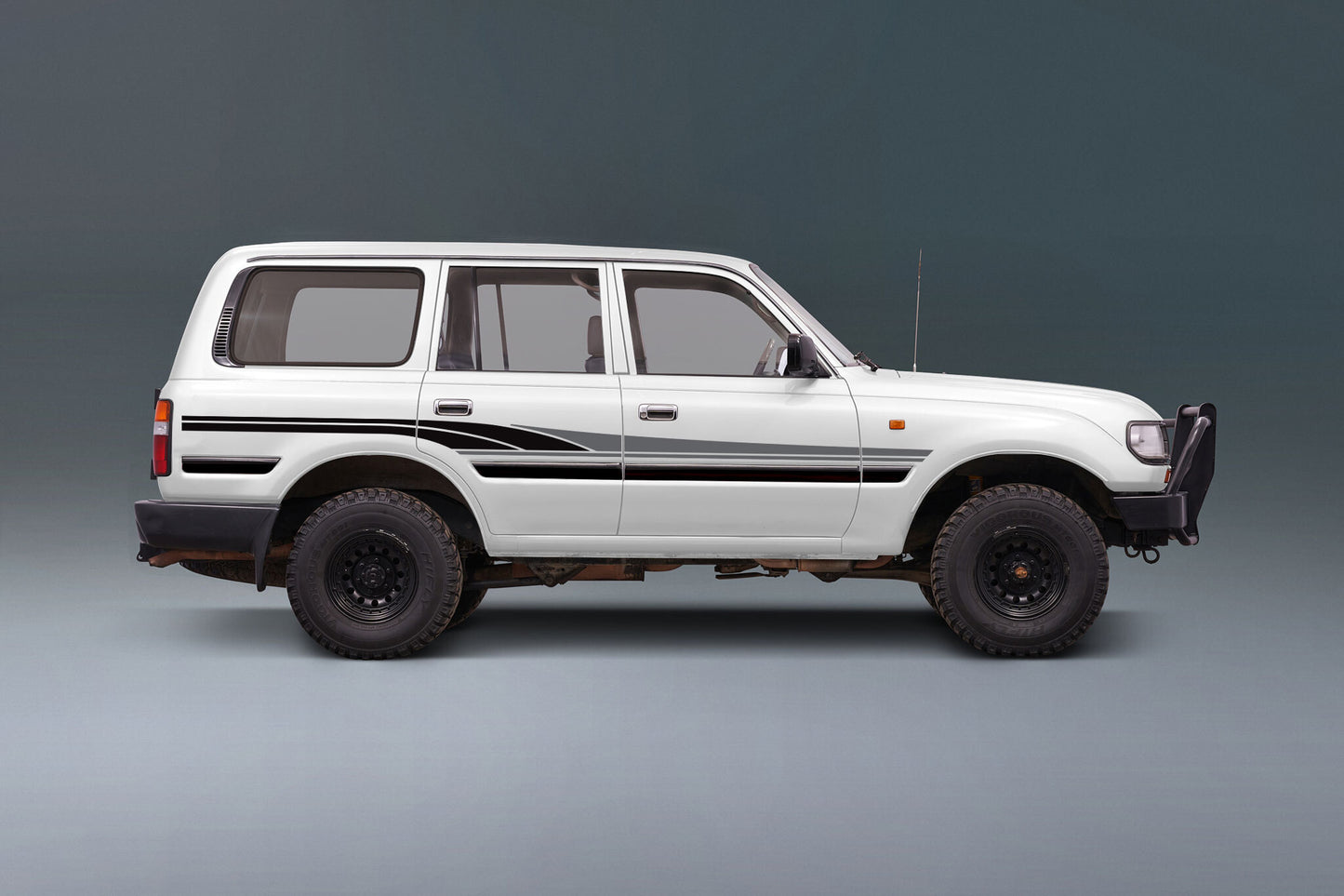 SADDLEWORTH BODY DECAL  KIT : 1990-1994 J80 TOYOTA LAND CRUISER (WAGON)
